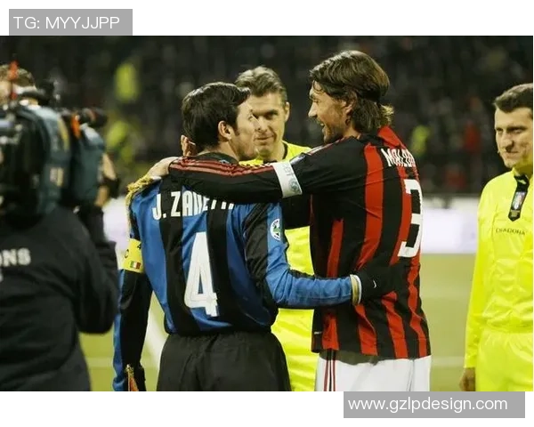 帕尼尼球星卡与足球红罐的完美结合打造收藏新风尚 帕尼尼球星卡与足球红罐的完美结合打造收藏新风尚